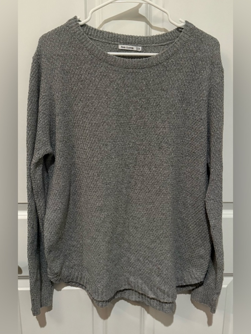 Pink Clover Women's Gray Crewneck Sweater